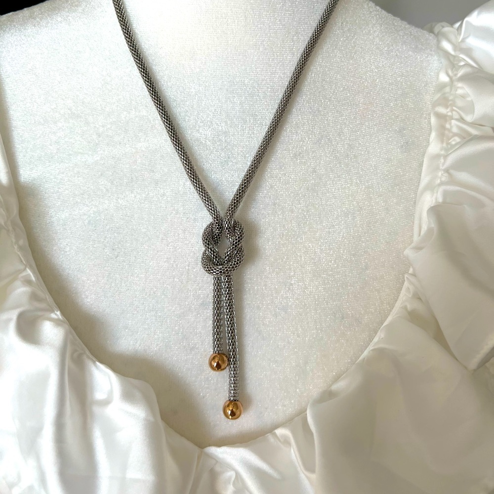 Stainless Steel infinity knot neckless
